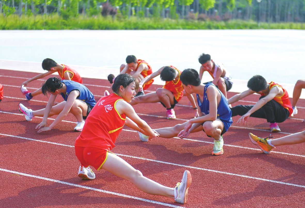 跑步准备活动图片