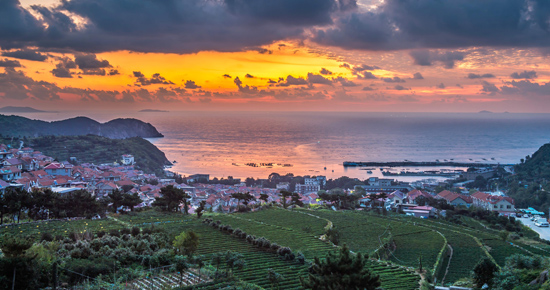 山东青岛崂山区魅力海岸线（摄影 王华）