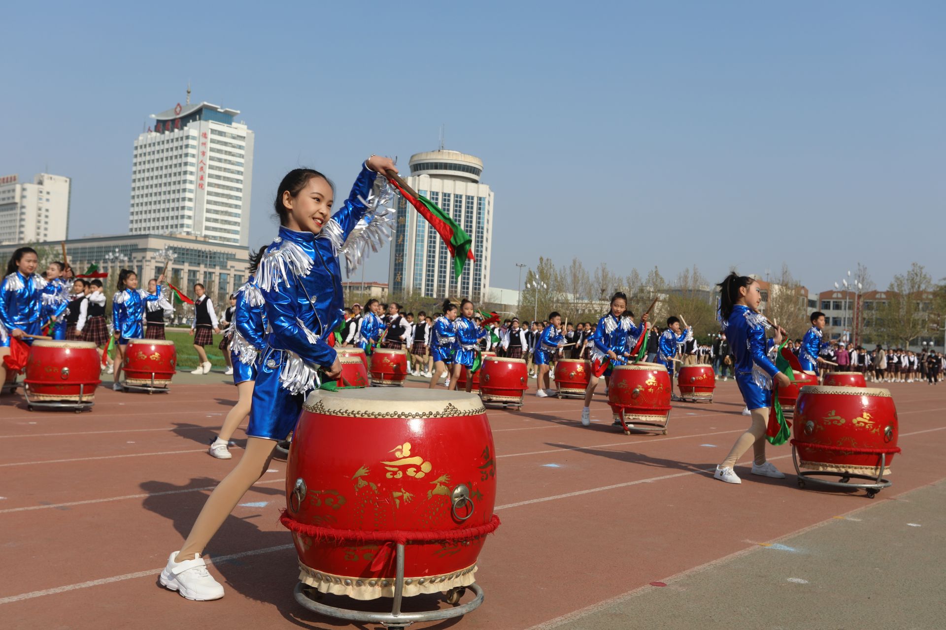 童心向党快乐运动德州市实验小学第十六届体育节开幕
