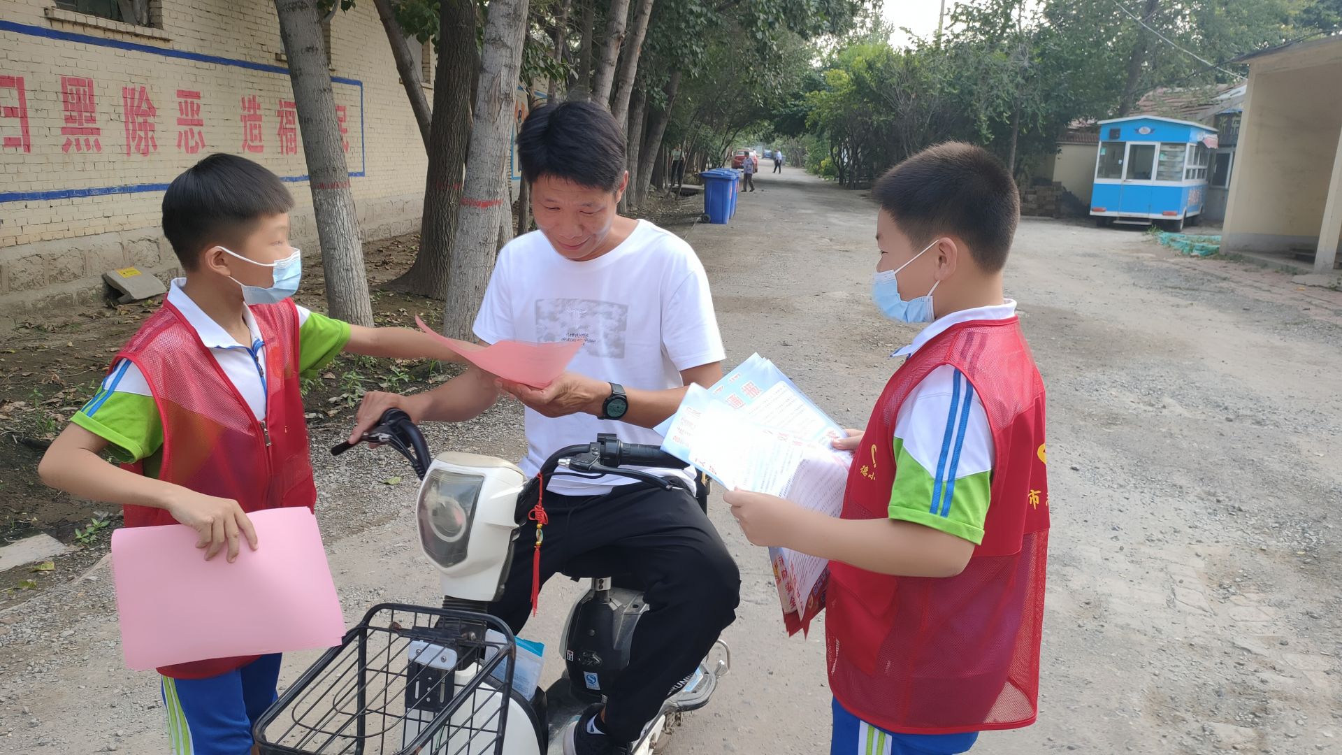 文明創城 我為家園做貢獻 | 暑期親子志願服務活動進社區