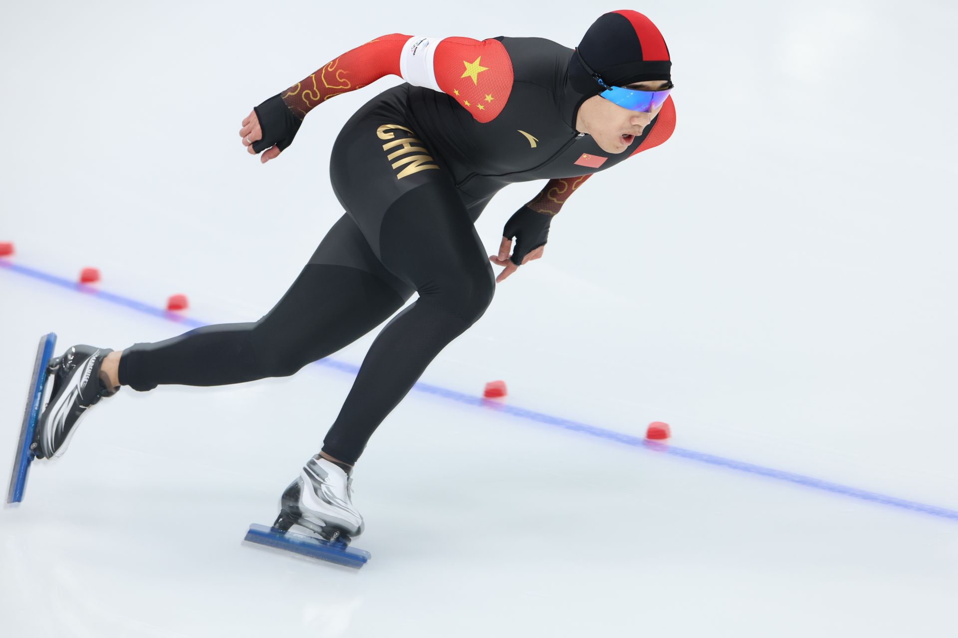 第4金34秒32高亭宇打破奥运会纪录获速度滑冰男子500米金牌
