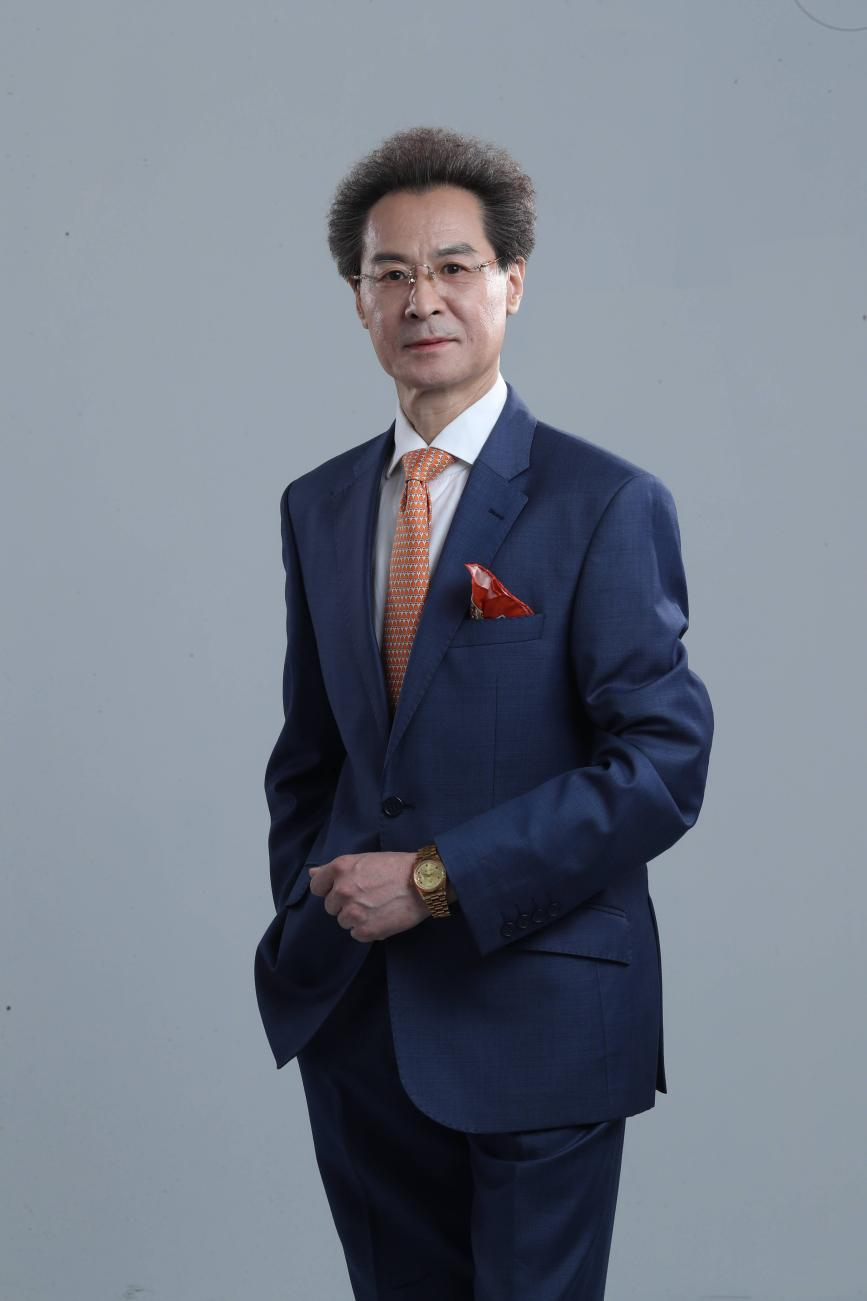 佘太君奉旨亲自出征,与杨延昭(杨六郎)率大军至雁门关下,与辽军对垒.