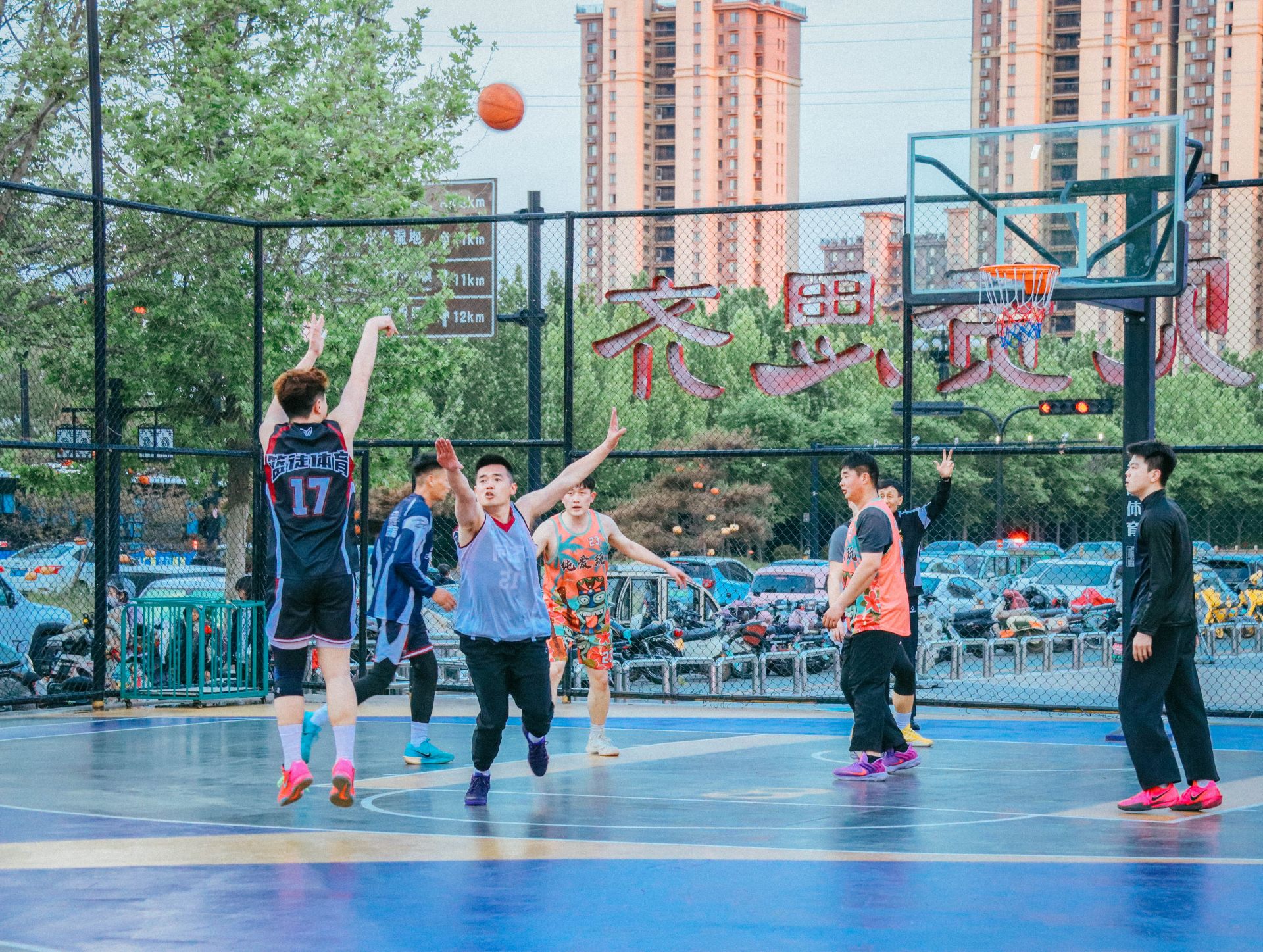 正在上传...